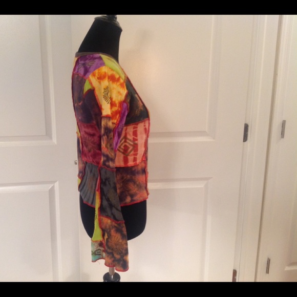 Tie-dyed Multiple color blouse - Picture 2 of 4